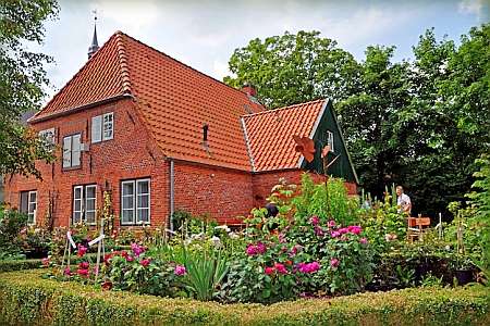 Bauerngarten Haus Peters Bauerngarten Haus Peters