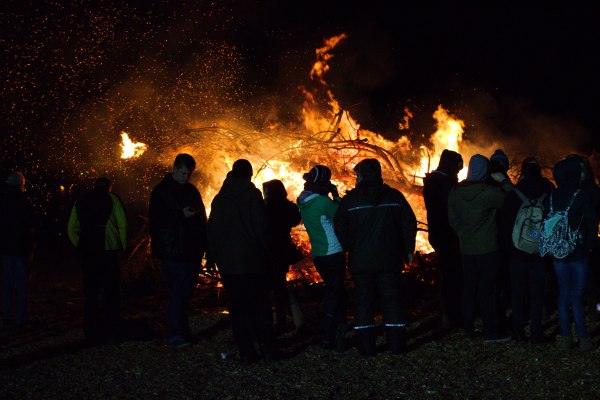 Osterfeuer auf Eiderstedt Osterfeuer auf Eiderstedt